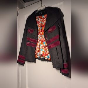 Brooklyn Industries Women's Black Blazer with Burgundy Details